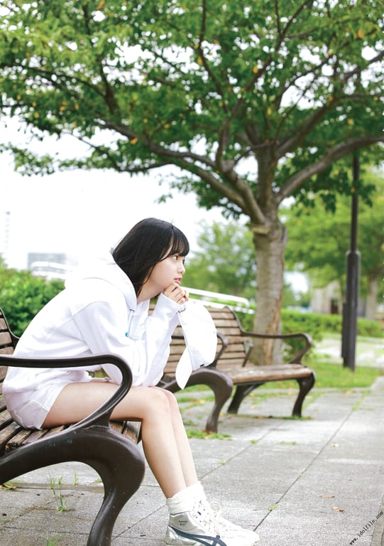 图片[3]-2016.11.14 U18 bloom 平手友梨奈・长滨睡琉平手友梨奈 - 在线免费观看-阅图吧