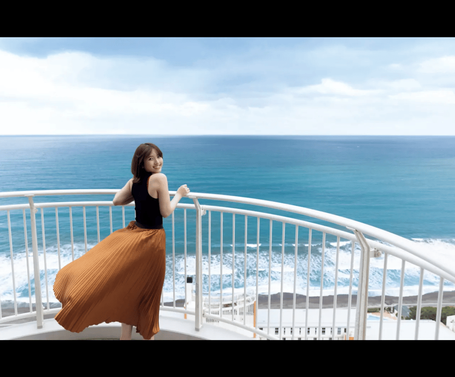 图片[3]-[FRIDAY] 2022.04.21 与大和田南那在蜜月套房的独处时光！ - 在线免费观看-阅图吧