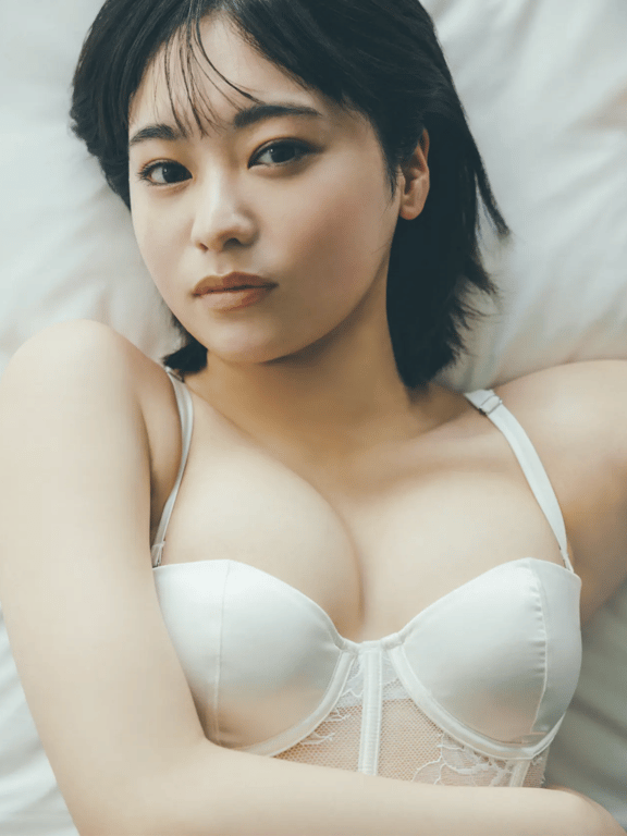 图片[5]-吉柳咲良 - 樱花的季节 (Friday Gold) - 在线免费观看-阅图吧