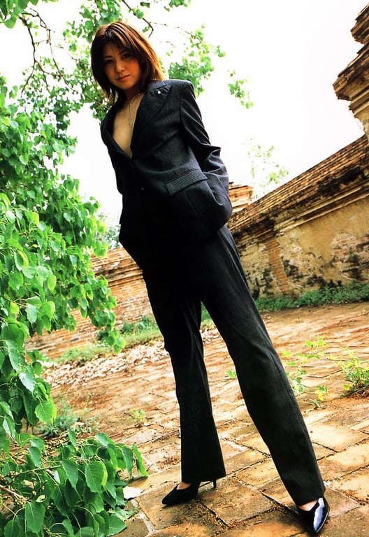 图片[33]-Atsuko Miura 三浦敦子 1st Photobook - TRIP EX. Hot Essence (2003-09)TRIP EX. Hot Essence―三浦敦子首本写真集 - 在线免费观看-阅图吧