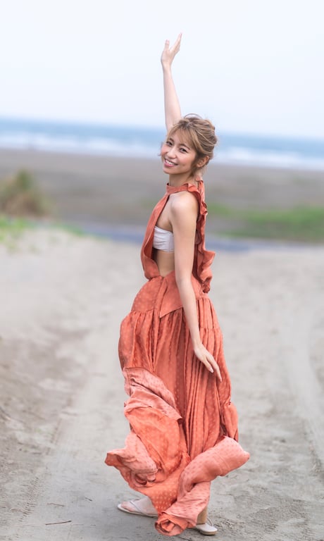 图片[37]-2024.08.05 【数字限定】山下Emily写真集「让大家大吃一惊哦，做好心理准备吧」 (週刊プレイボーイ PHOTO BOOK) - 在线免费观看-阅图吧