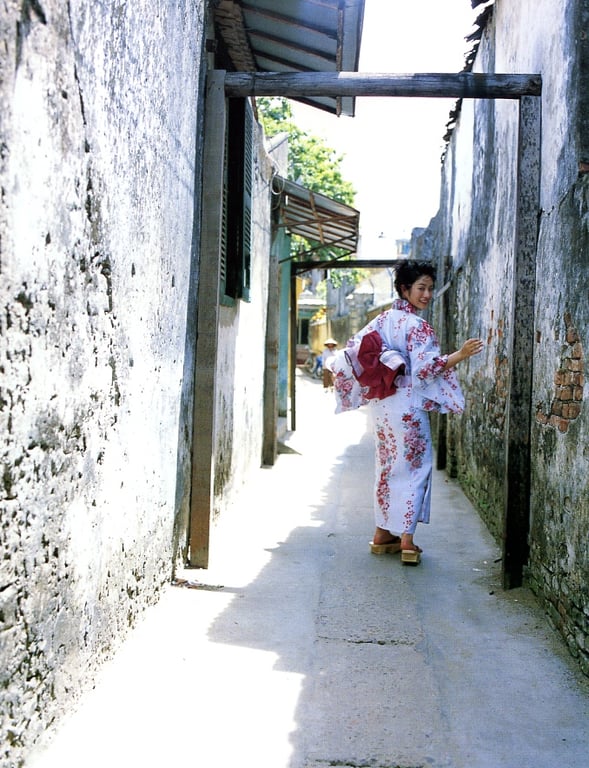 图片[96]-#Satomi Ishihara 石原聪美 – Tayutai 摇曳(20051210) - 全本免费在线观看-阅图吧