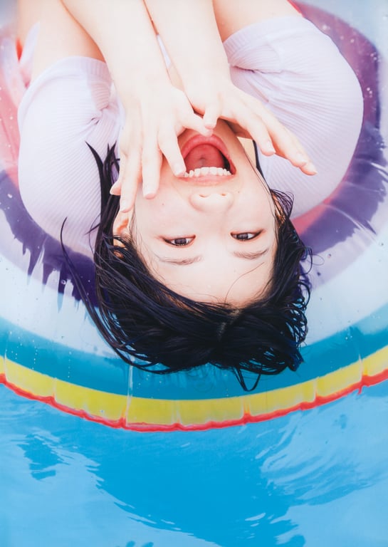 图片[44]-Hinatazaka46 1st Photobook – 立候补 - 在线免费观看-阅图吧