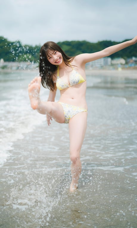 图片[6]-2024.09.09 【数字限定】里仲菜月写真集「看这边，小菜月！」 (週刊プレイボーイ PHOTO BOOK) - 在线免费观看-阅图吧