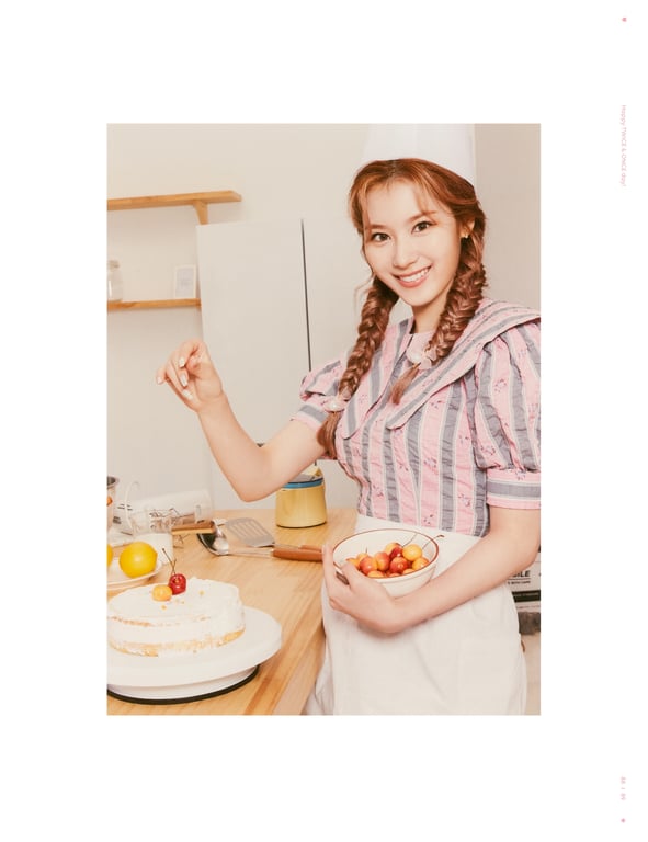 图片[78]-2021.11 TWICE 6th Anniversary 'Happy TWICE & ONCE day!' AR 写真集 - 在线免费观看-阅图吧