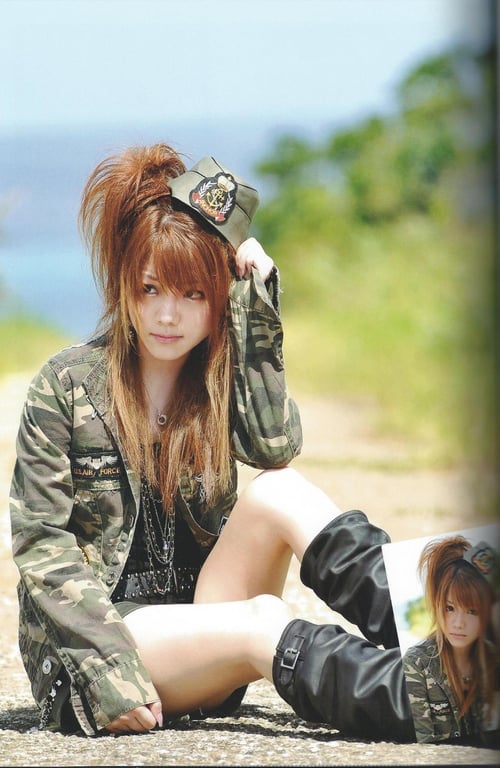 图片[76]-#モーニング娘。亀井絵里・道重さゆみ・田中れいな 写真集 亀井絵里 卒業記念 ハロハロ！Memories - 全本免费在线观看-阅图吧