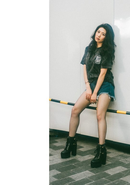 图片[23]-#NEWLOOK【girl meets street】山岸逢花 - 在线免费观看-阅图吧