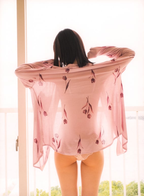 图片[101]-Miku Kanemura 金村美玖 - 1st Photobook Compass 罗针盘 (2022-12-20) - 在线免费观看-阅图吧