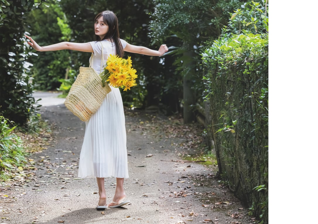 图片[24]-乃木坂46 远藤樱1st写真集 可憐 - 在线免费观看-阅图吧