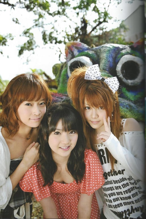 图片[38]-#モーニング娘。亀井絵里・道重さゆみ・田中れいな 写真集 亀井絵里 卒業記念 ハロハロ！Memories - 全本免费在线观看-阅图吧