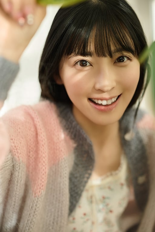 [+Weekly] 2025-07-03 Airi Sato 佐藤绮星 (34P1V)-阅图吧