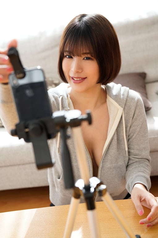 图片[27]-#Nishi Tsubasa 西翼 – First Nude Live Delivery Weekly Post 初裸体直播 週刊邮报数字版 (2020.11.27) - 全本免费在线观看-阅图吧