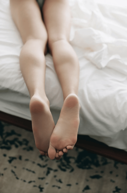 图片[11]-[FRIDAY] 2023.06.29 真岛奈绪 脱掉了 - 在线免费观看-阅图吧