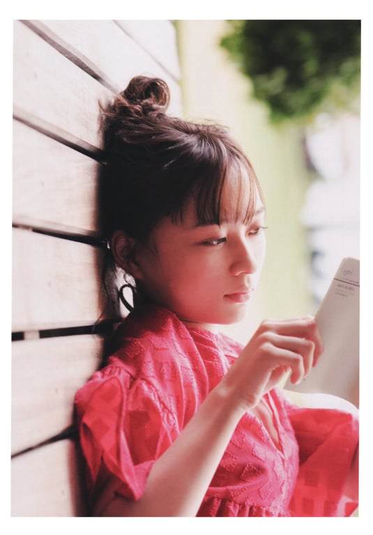 图片[85]-Ayane Suzuki 鈴木絢音 - 1st Photobook The angle of the light 光之角度 (2020-11-10) - 在线免费观看-阅图吧