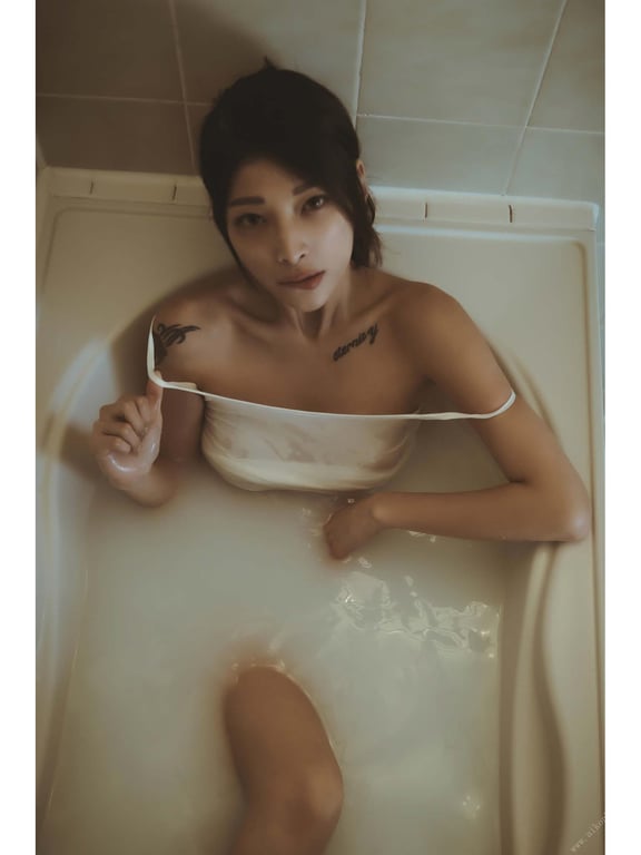 图片[85]-#傻傻曈 Tone Tone-曈心未泯個人寫真 (2019-10-24) - 全本免费在线观看-阅图吧