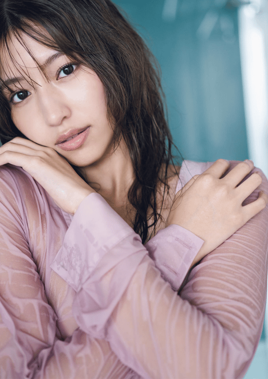 图片[113]-2024.12.19 山下Emily 1st写真集「SHY」 - 在线免费观看-阅图吧