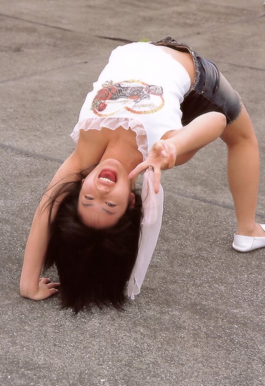 图片[16]-#Sayaka Isoyama 磯山沙也加 – See more! 再多看看! (2003-06-29) - 全本免费在线观看-阅图吧