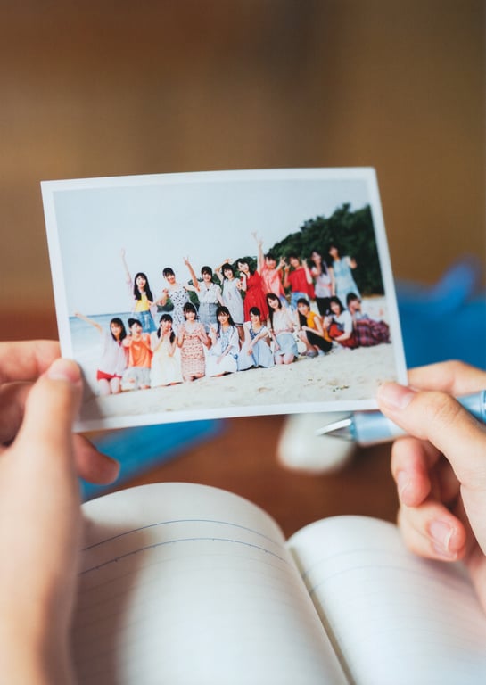 Hinatazaka46 1st Photobook – 立候补-阅图吧