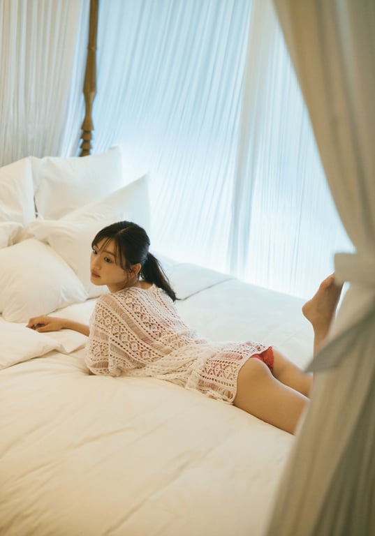 图片[100]-2024.12.17 佐佐木美玲1st写真集「阳光洒落的游行」 - 在线免费观看-阅图吧