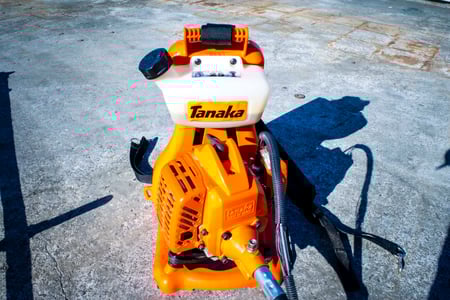 タナカ PUM-270S エンジン刈払機 草刈機　【引き取限定】 タナカ PUM-270S エンジン刈払機 草刈機 【引き取限定】 - メルカリ