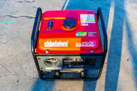 新ダイワ・発電機・IEG2501の1枚目画像
