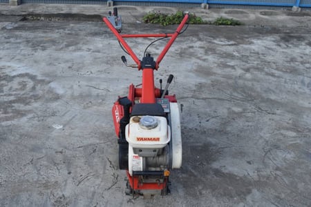 YANMAR PMT 320 耕運機 4.jpg