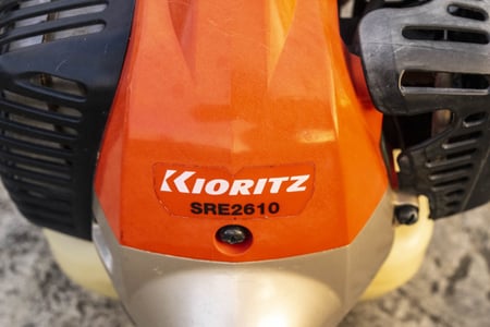 ひ*ん様 共立　刈払機　SRE2610 エンジン　草刈機 草刈機 刈払機 共立SRE2610 iスタート 25.4cc 全分解整備済