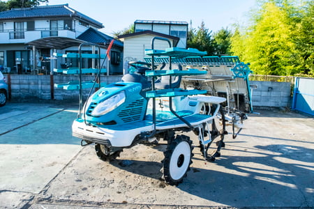 クボタ 田植え機 まっすぐ未来へ。GS田植機 大感謝累計10,000台突破！ 体感