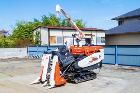 クボタ コンバイン R9002（RI-11A） 2条刈り クボタ コンバイン R9002（RI-11A） 2条刈り
