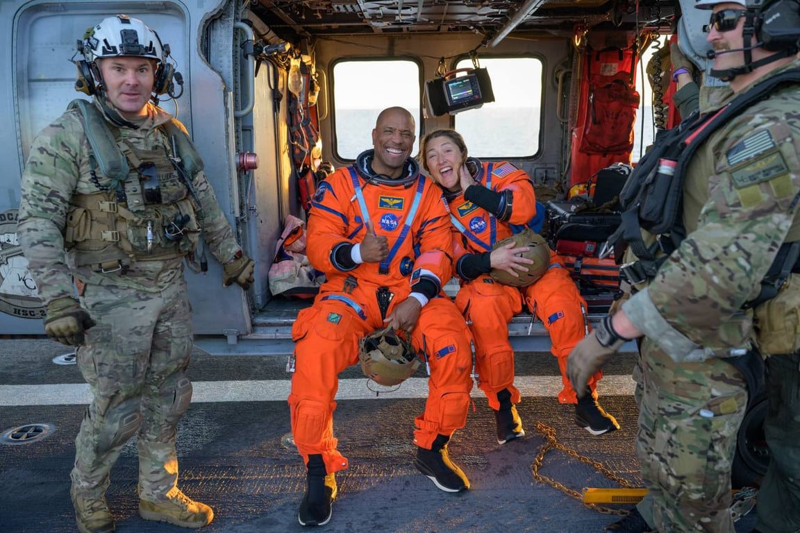 NASA 宇宙飛行士 Victor Glover と Christina Koch