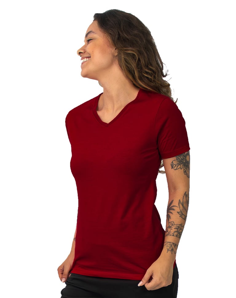 Camiseta Gola V Feminina de Algodão Premium Premium Bordô