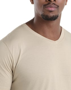 Camiseta Gola V de Algodão Premium Areia
