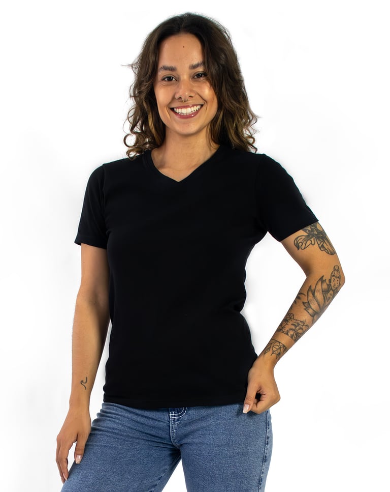 Camiseta Gola V Feminina de Algodão Premium Preta