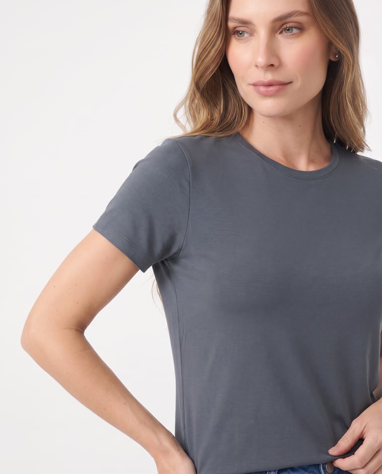 Camiseta Tech Modal Feminina Cinza Chumbo