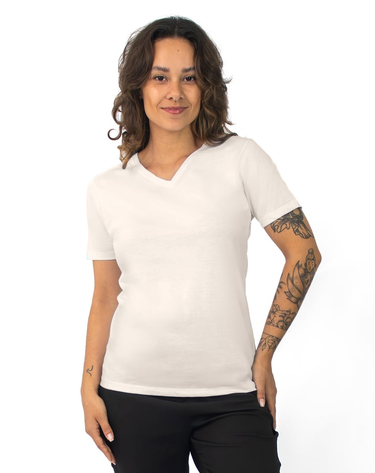 Camiseta Gola V Feminina de Algodão Premium Premium Off White