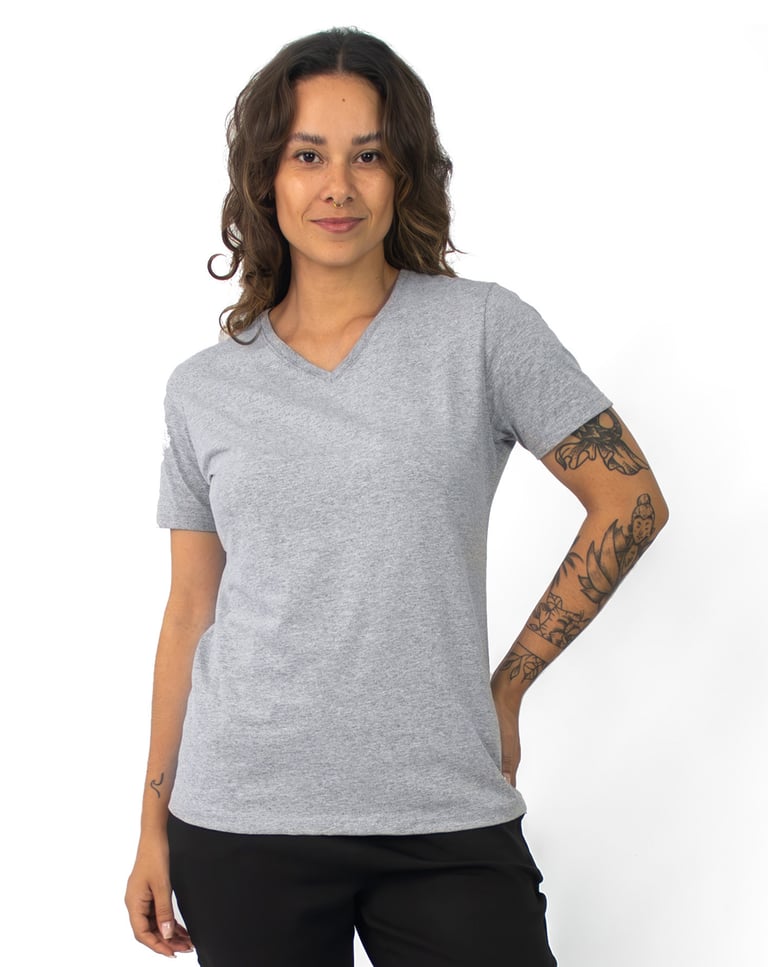 Camiseta Gola V Feminina de Algodão Premium Cinza Mescla