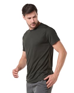 Camiseta Dry Fit Verde Militar Proteção UV 30+