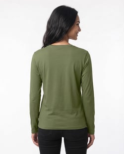 Camiseta Feminina Manga Longa de Algodão Premium Verde Militar