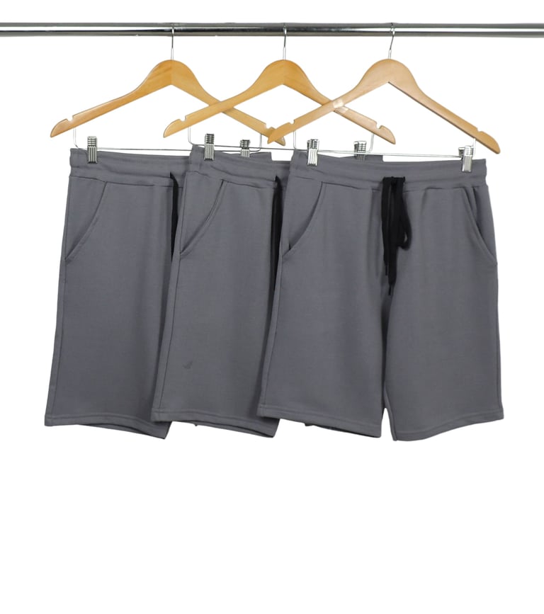 Kit 3 Bermudas de Moletom Cinza Chumbo Lisas