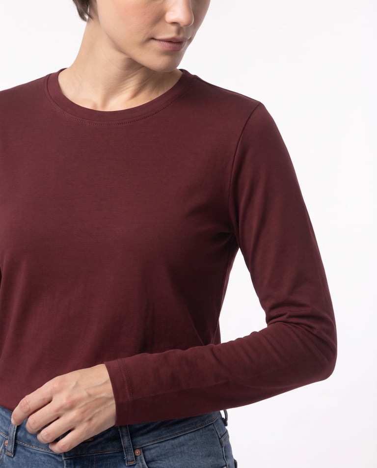 Camiseta Feminina Manga Longa de Algodão Premium Bordô