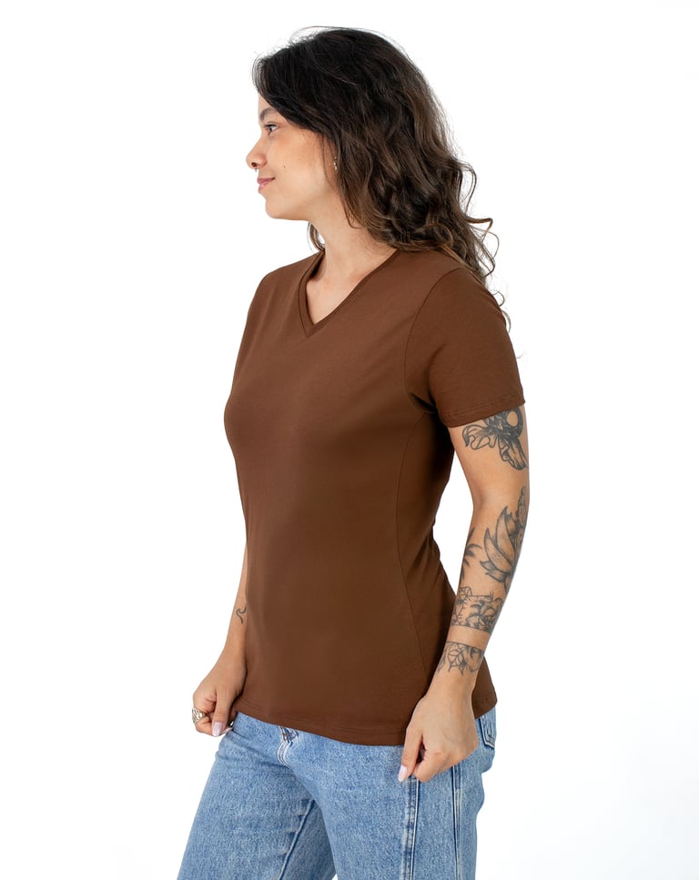 Camiseta Gola V Feminina de Algodão Premium Premium Marrom