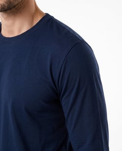 Camiseta Manga Longa de Algodão Premium Azul Marinho