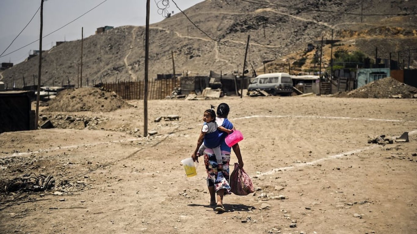 Midis presenta índice de pobreza multidimensional para mejorar políticas sociales