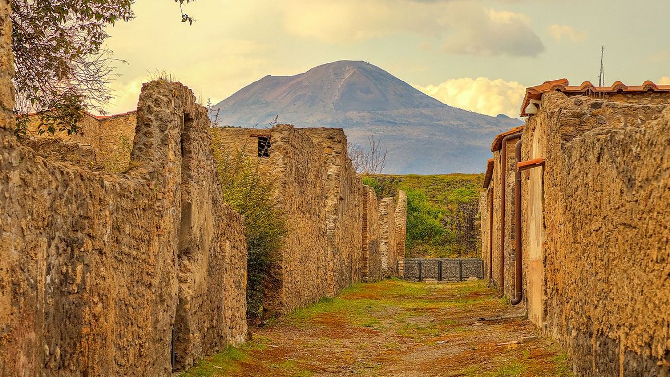 Desenterrando al Guardián: Restos vitrificados iluminan la tragedia de Herculano.