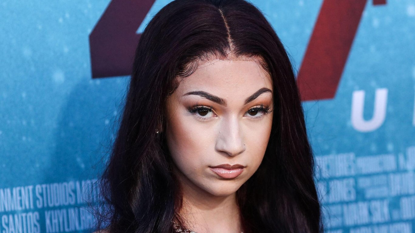 Bhad Bhabie enfrenta doble problema: una invasión de hogar sigue al incidente de disparo de su novio.