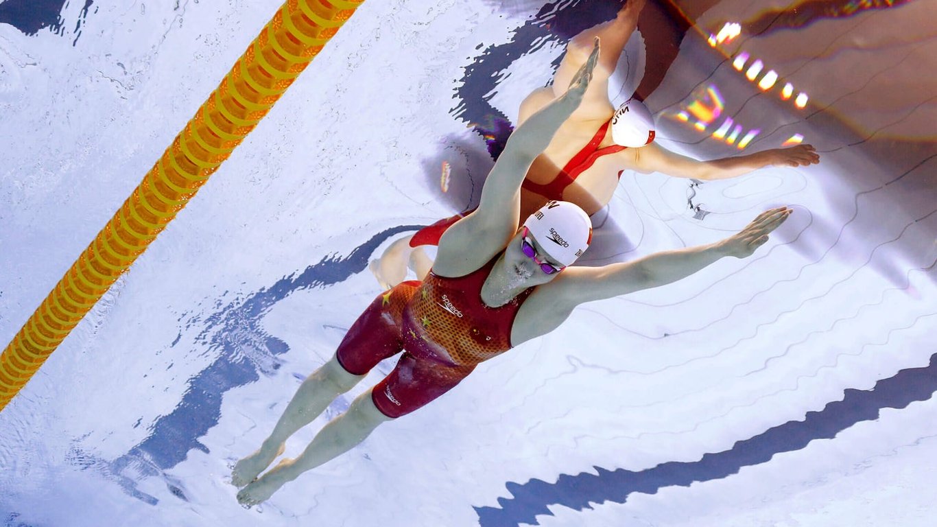 Estalla un escándalo mientras los nadadores chinos son exonerados de dopaje en medio de una ciencia cuestionable.