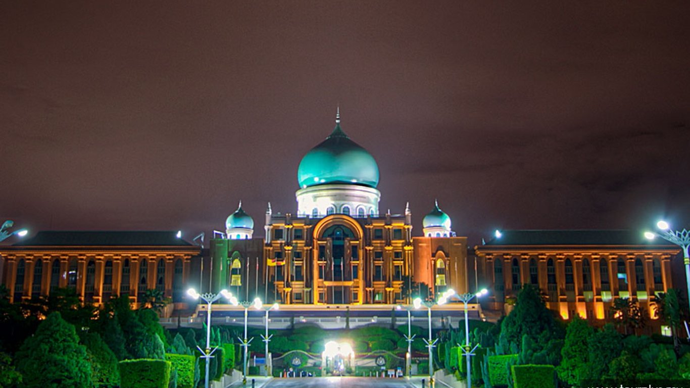 El Anexo Real Desata Temores de Crisis Constitucional y Erosión de la Confianza Pública.