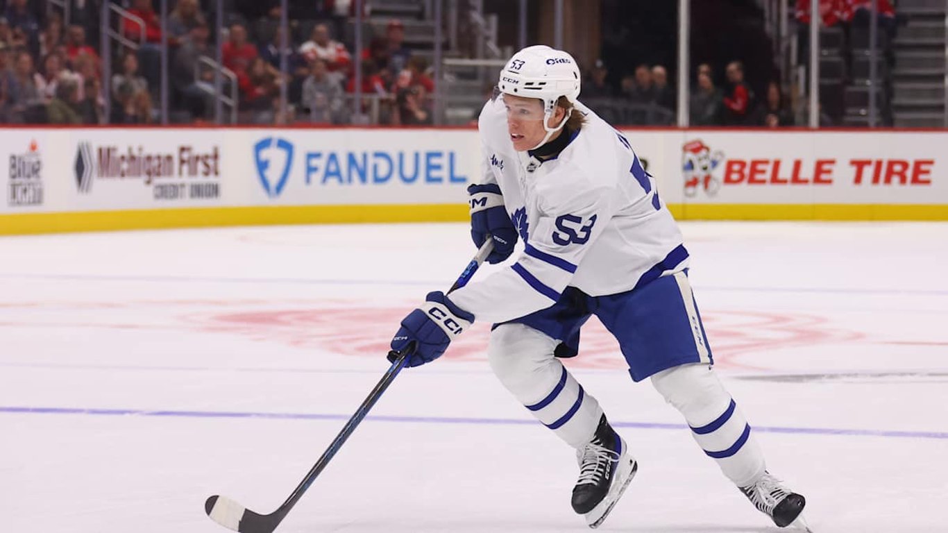 Maple Leafs' Prospect Pool Stagnation Signals Trouble as Future Stars Await Development