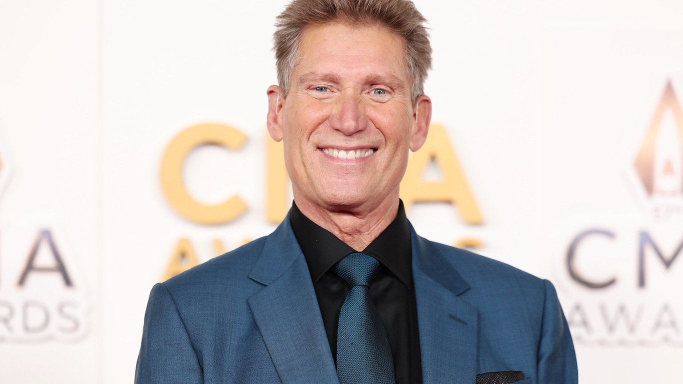 El querido Golden Bachelor Gerry Turner enfrenta un diagnóstico raro de cáncer en medio de una turbulencia personal.