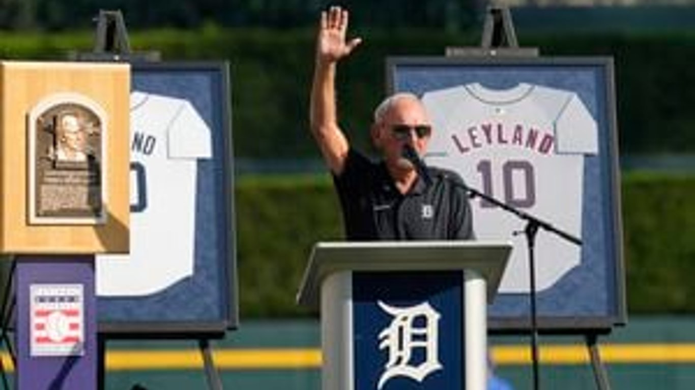 Jim Leyland Honored at Comerica Park: A Heartfelt Tribute to a Baseball Legend